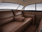 Cadillac Series 62 Sedan 1950 – vinyl till fram- och baksäte