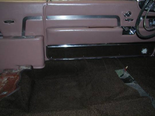 Cadillac 1956 DeVille Coupe – komplett bilinredning